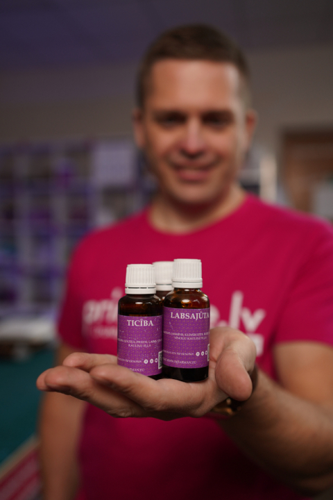 Pudelu-etikesu-druka