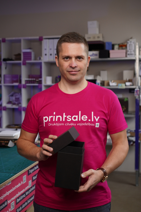 Iepakojuma-kastes-izgatavosana