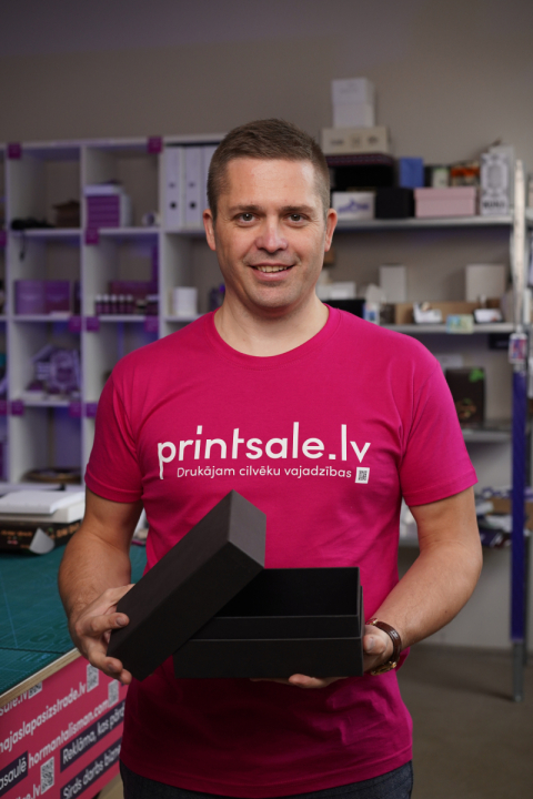 Cieta-kartona-kastisu-druka