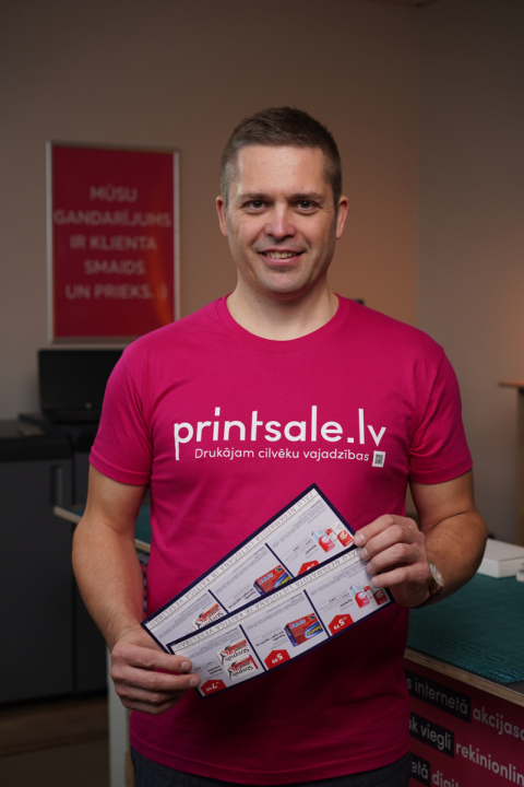 Reklamas-stendu-druka