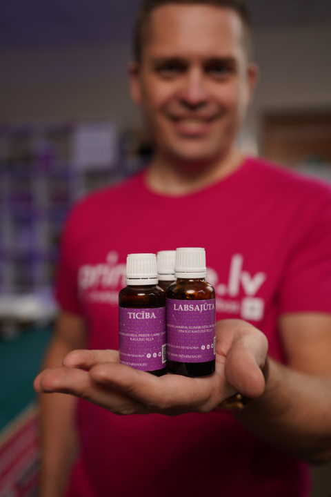 Pudelu-uzlimju-druka